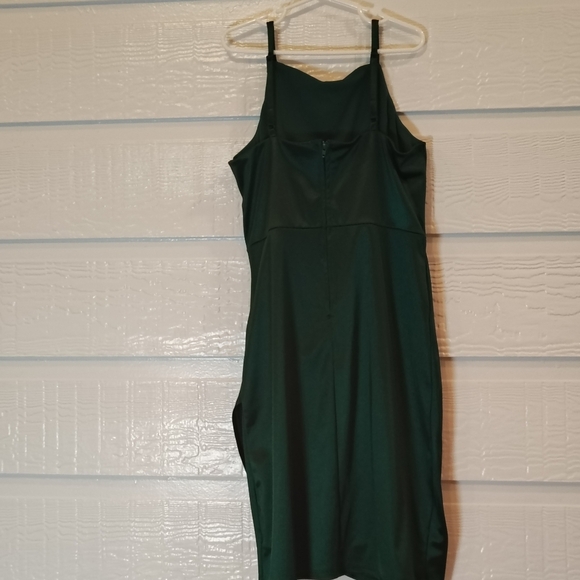 HONEY & ROSIE DRESS GIRLS SZ 14 SATIN FEEL EMERALD GREEN FORMAL HOLIDAY XMAS - Picture 9 of 9